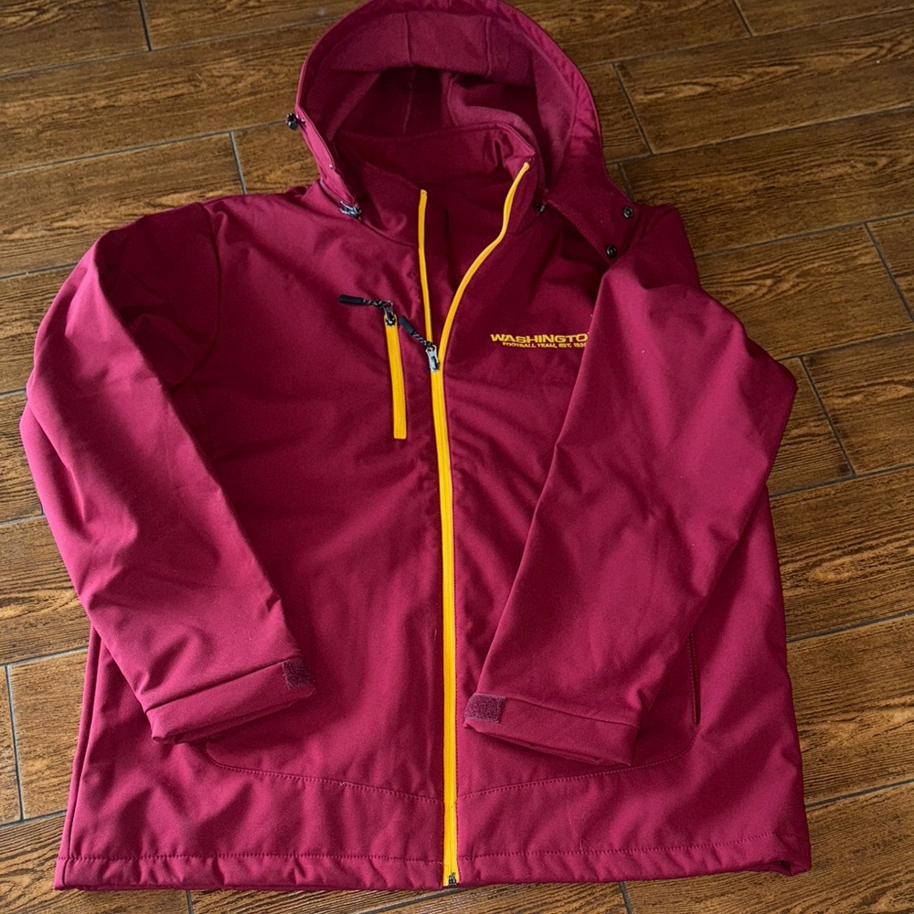 NFL WASHINGTON REDSKINS ZIP UP JACKET FOOTBALL LIKE NEW!
